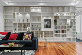 Stylish and Spacious 2-Bed Apartment Melbourne